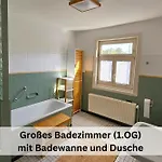 Pape - 300m2, 17 Betten - Mit Grossem Privatem Garten, Pool, Dart, Sauna-, Grill- Und Spielbereich - Ideal Fuer Familien Casa de Férias