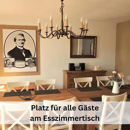 Pape - Grosses Familien- & Gruppenhaus Mit 17 Betten, Sauna, Spielbereiche, Garten Am Bach In Zentraler Lage In בית נופש אסלוה
