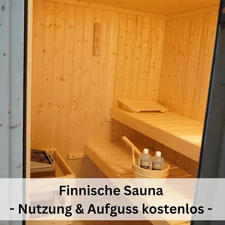 Pape - Grosses Familien- & Gruppenhaus Mit 17 Betten, Sauna, Spielbereiche, Garten Am Bach In Zentraler Lage In