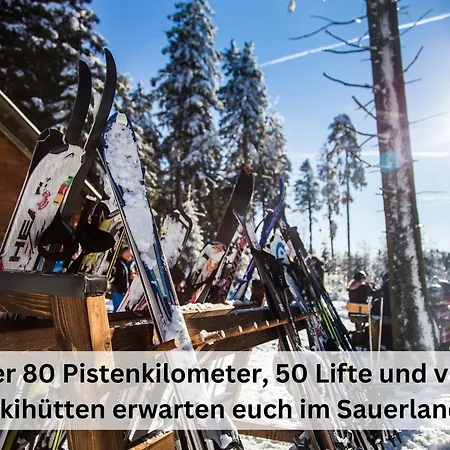 Pape - Grosses Familien- & Gruppenhaus Mit 17 Betten, Sauna, Spielbereiche, Garten Am Bach In Zentraler Lage In בית נופש *