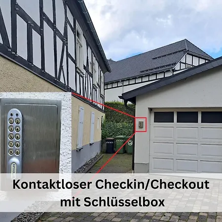 Pape - 300m2, 17 Betten - Mit Grossem Privatem Garten, Pool, Dart, Sauna-, Grill- Und Spielbereich - Ideal Fuer Familien Eslohe