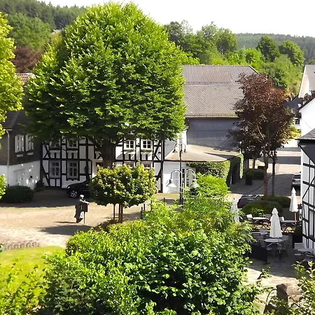 Pape - 300m2, 17 Betten - Mit Grossem Privatem Garten, Pool, Dart, Sauna-, Grill- Und Spielbereich - Ideal Fuer Familien Eslohe