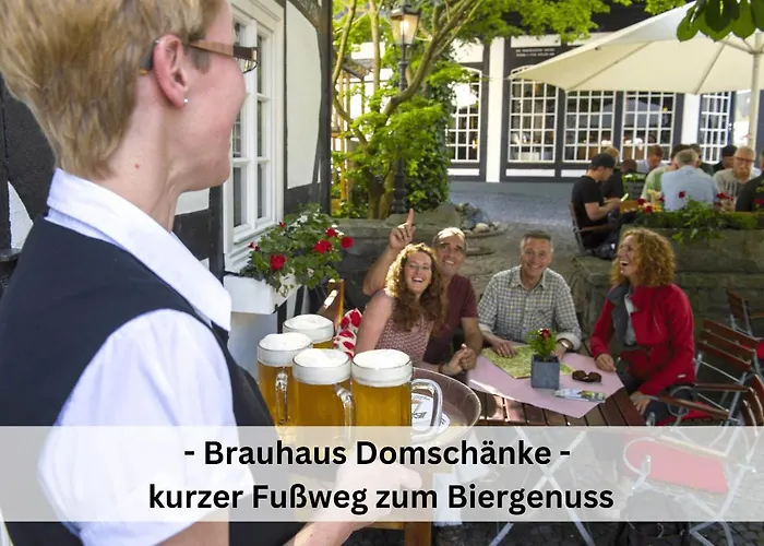 Ferienhaus Komplettes Für Bis Zu 15 Personen Mit Großem Garten, Sauna-, Grill- Und Fitnessbereich Eslohe