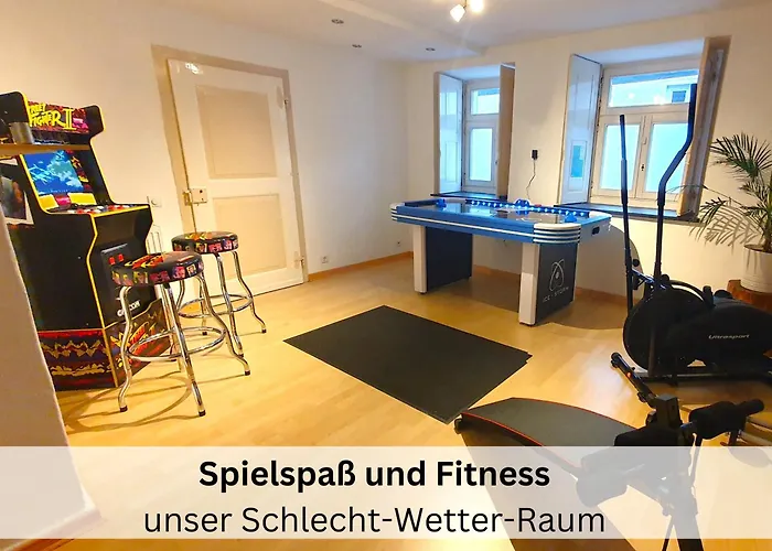 Pape - 300m2, 17 Betten - Mit Grossem Privatem Garten, Pool, Dart, Sauna-, Grill- Und Spielbereich - Ideal Fuer Familien 度假居