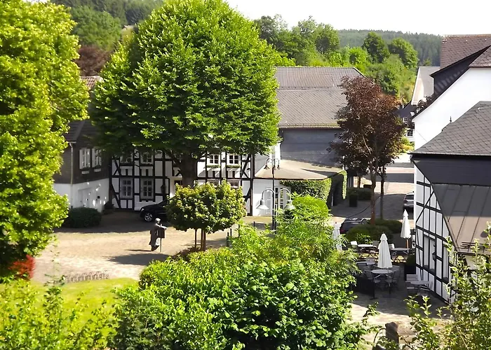 Pape - 300m2, 17 Betten - Mit Grossem Privatem Garten, Pool, Dart, Sauna-, Grill- Und Spielbereich - Ideal Fuer Familien Eslohe